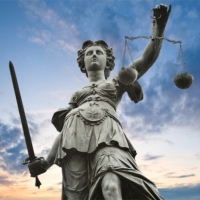 Statua Giustizia